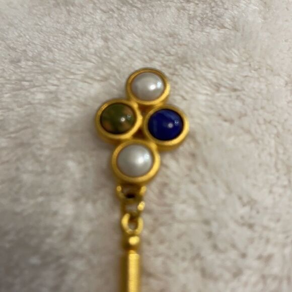 Vintage Y2K Gold Matte Dangling Pierced Earrings - Picture 12 of 13